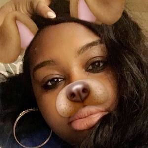 Meet your Posher, Shadeira